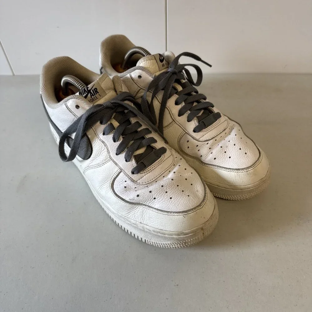 NIKE  AIR FORCE 1 Low White /Grey  Men's Size 10.5‎ DN4162-991 V02NI